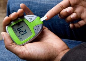 Glucometer to control blood glucose level in diabetes mellitus